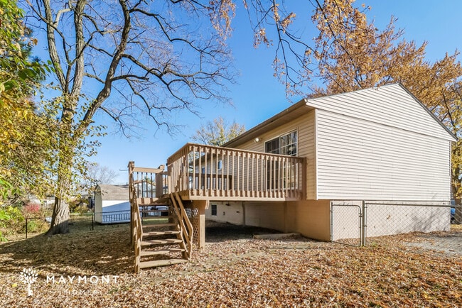 Building Photo - 1031 Stratford Pl