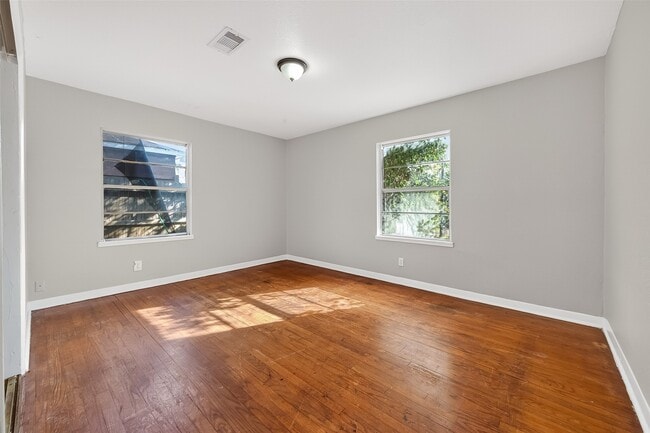 Building Photo - 6127 Beldart St