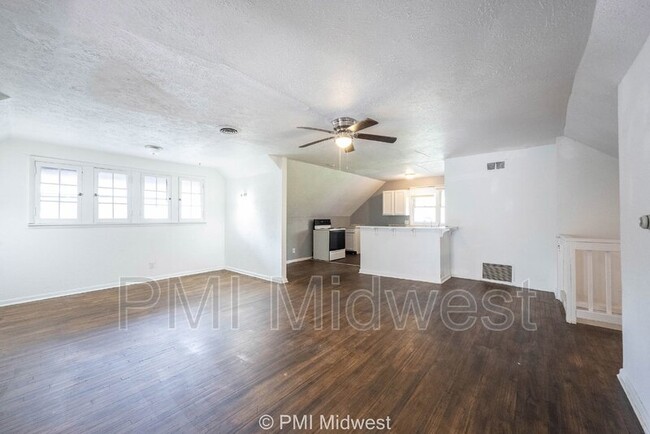 Building Photo - 3554 N Washington Blvd