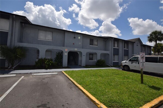 Building Photo - 4703 S Texas Ave