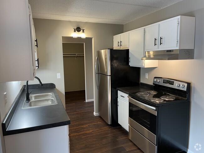 Renovated Kitchen - Mississippi Landings