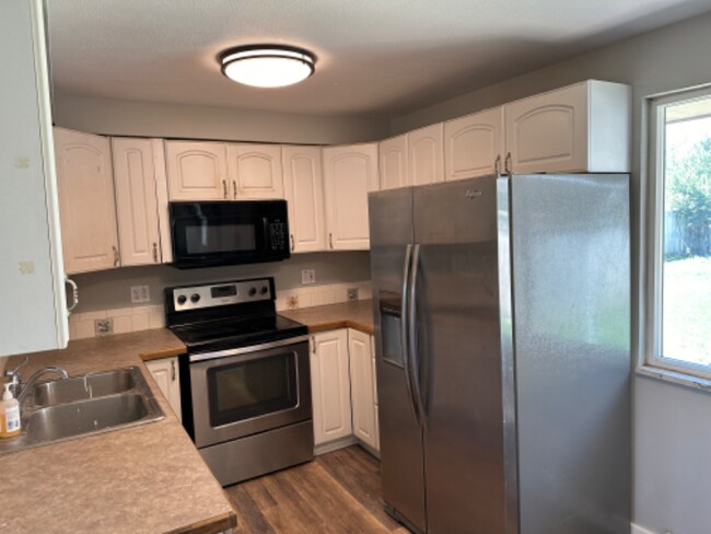 Building Photo - 4585 Hoyt St