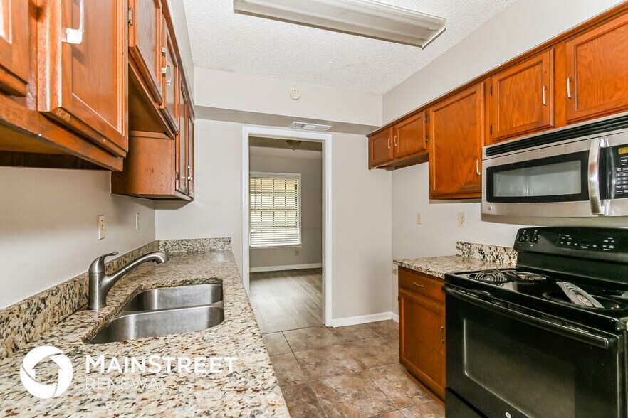 Building Photo - 6770 Starkenburg Ln