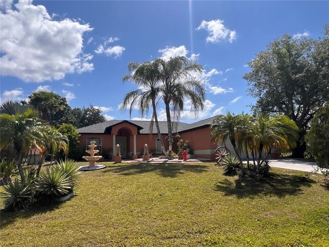 Building Photo - 3900 Oak Pointe Blvd