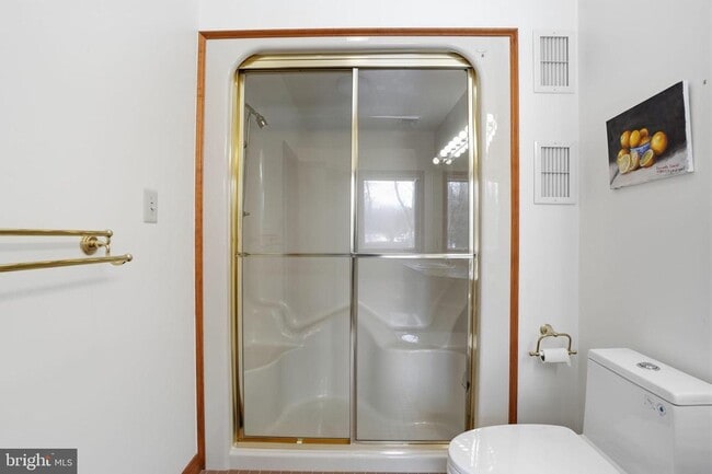 Building Photo - 244 Mathers Rd