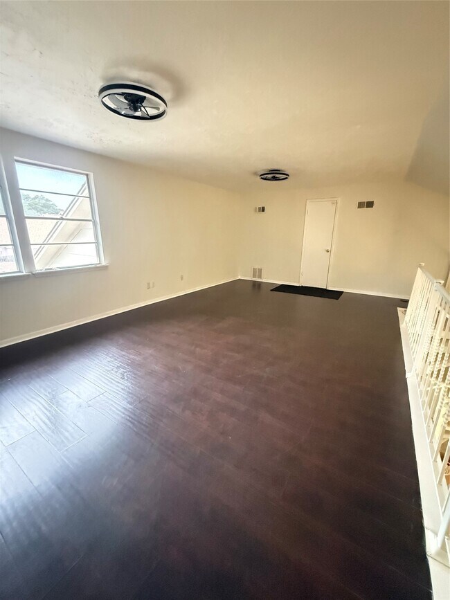 Building Photo - 12335 W Village Dr