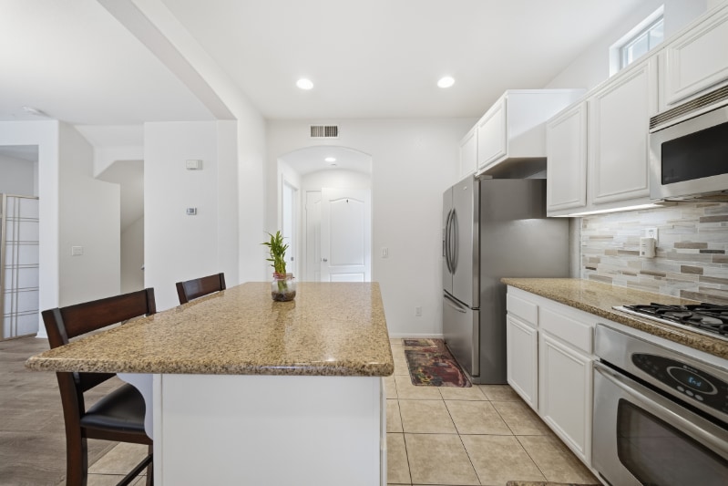 Building Photo - 1295 Blue Jean Way