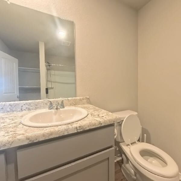 Building Photo - 5141 Yukon Dr