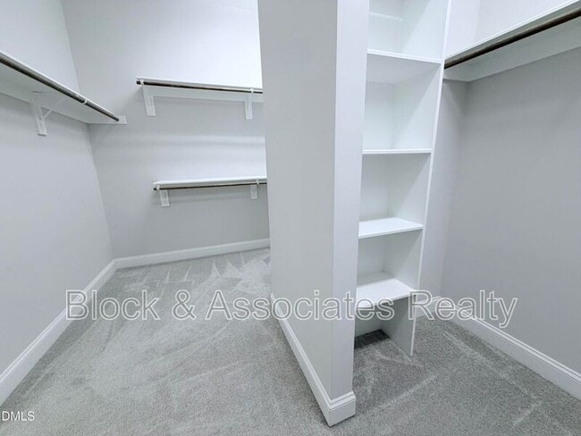Building Photo - 1028 Bravura Dr
