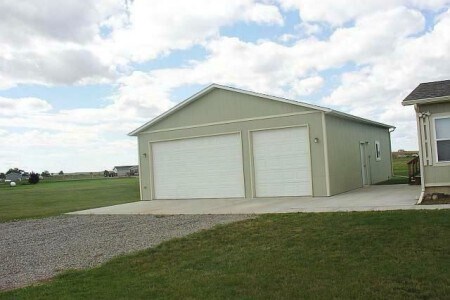 Building Photo - 3831 Plains Dr