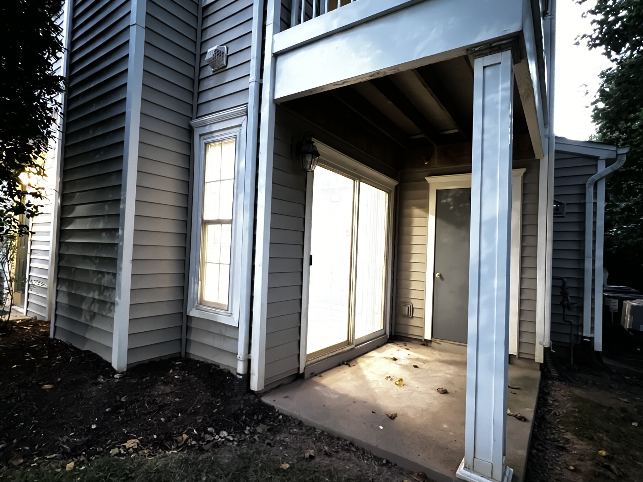 Building Photo - 12794 Fair Briar Ln