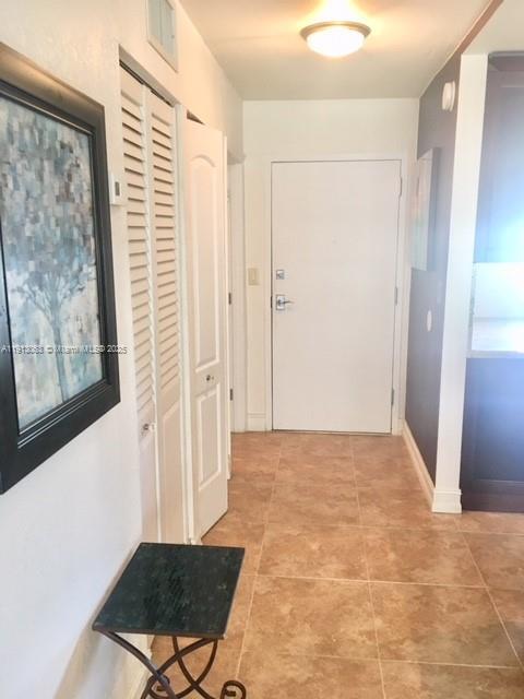 Building Photo - 4000 NE 169th St