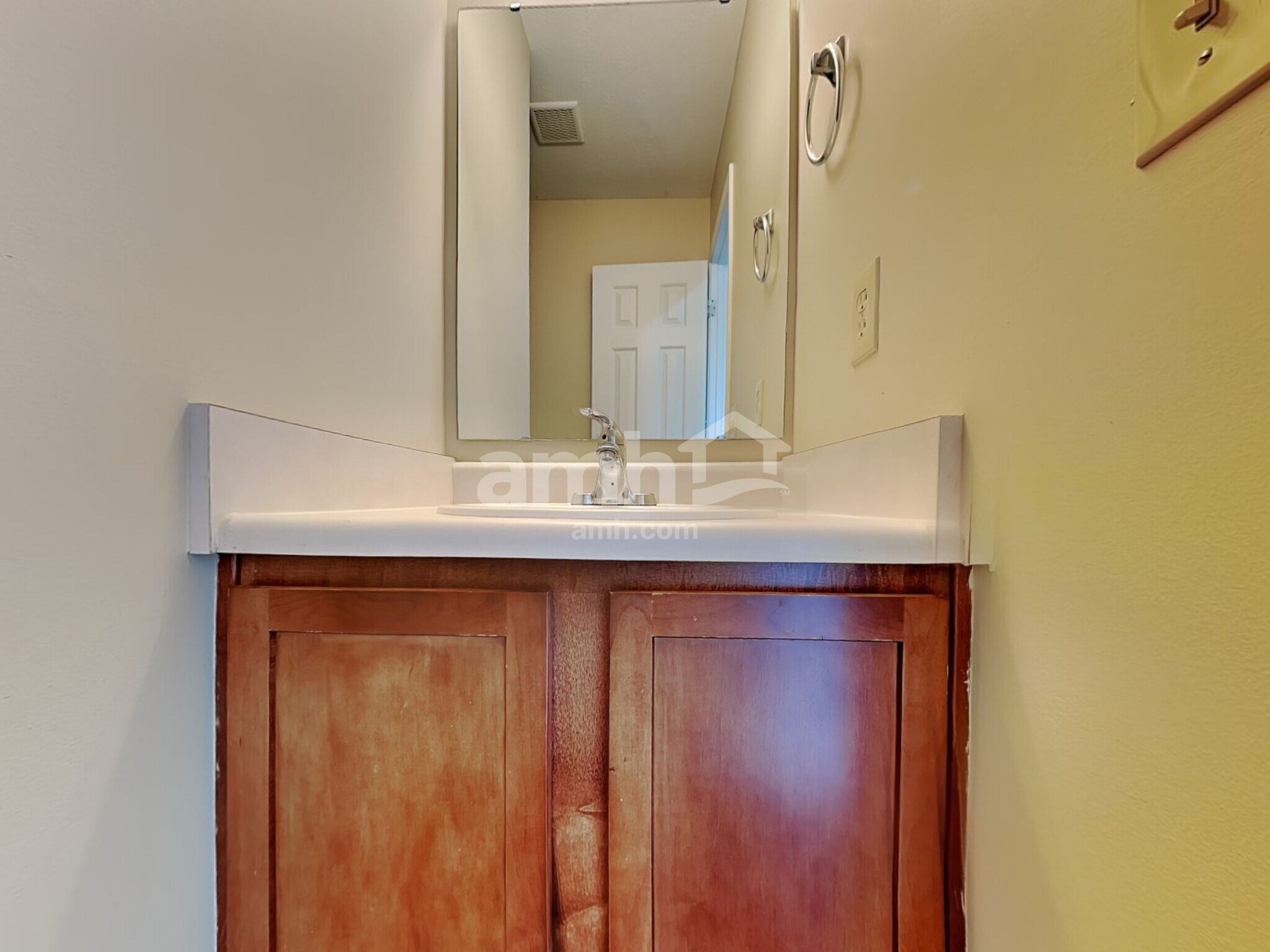 Building Photo - 5811 Outer Bank Rd