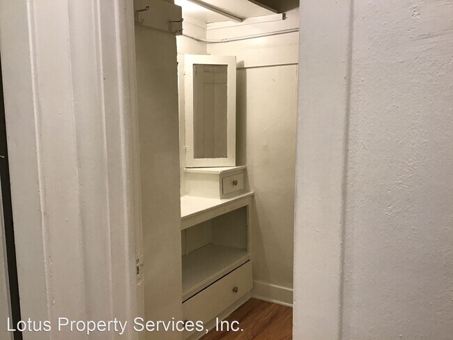 Building Photo - 1359-1361 Sunset Blvd