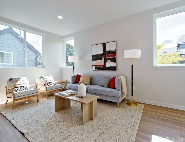 Building Photo - 6918 Flora Ave S