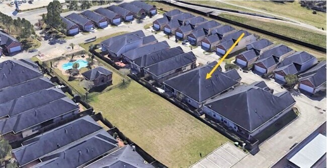 Building Photo - 20916 Sunrise Pine View Ln