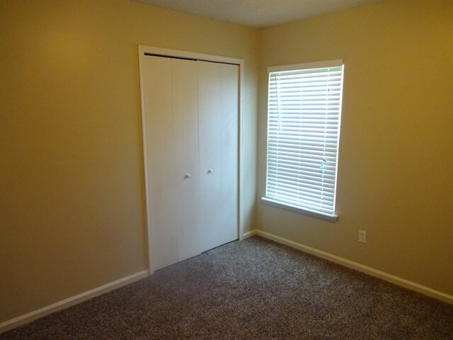 Building Photo - 785 Port Wine Ln