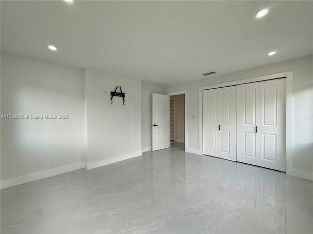 Building Photo - 927 SW 18th Ave