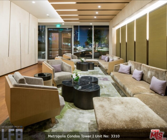 Building Photo - 889 Francisco St