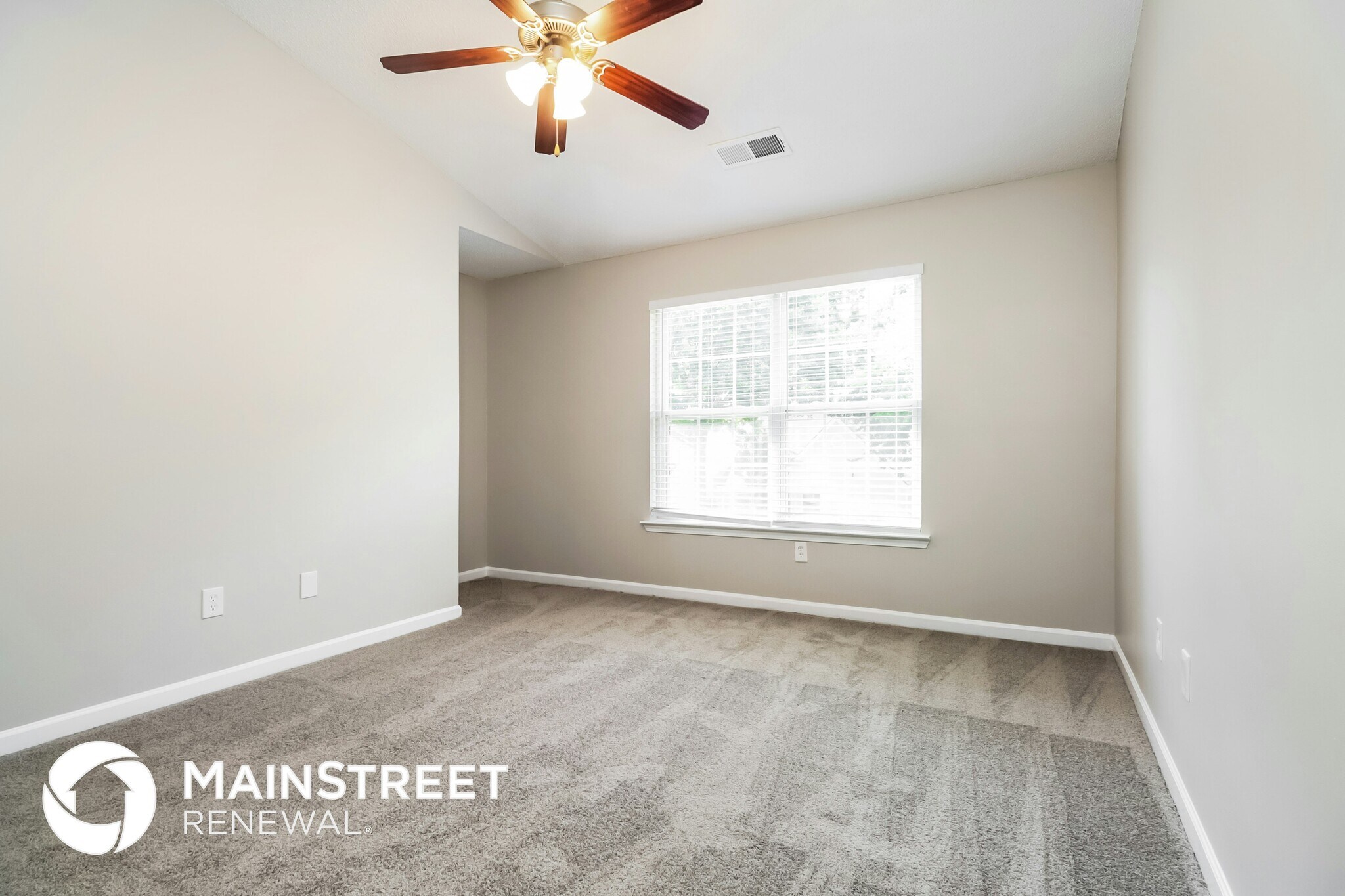 Building Photo - 192 Lossie Ln