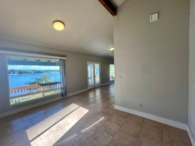 Building Photo - PENDING APPLICATION; Beachfront Cabin on H...