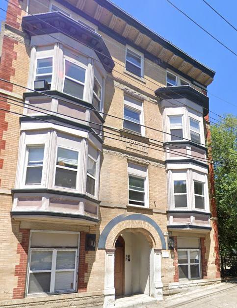 Building Photo - 1705 Sycamore St