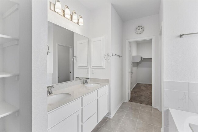 Building Photo - 4481 Acerno St