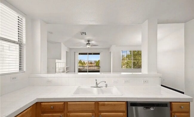 Building Photo - Two Bedroom Condo