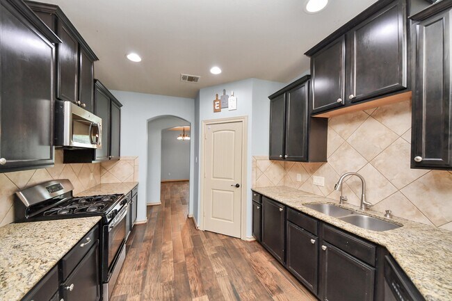 Building Photo - 2406 Aura Ct