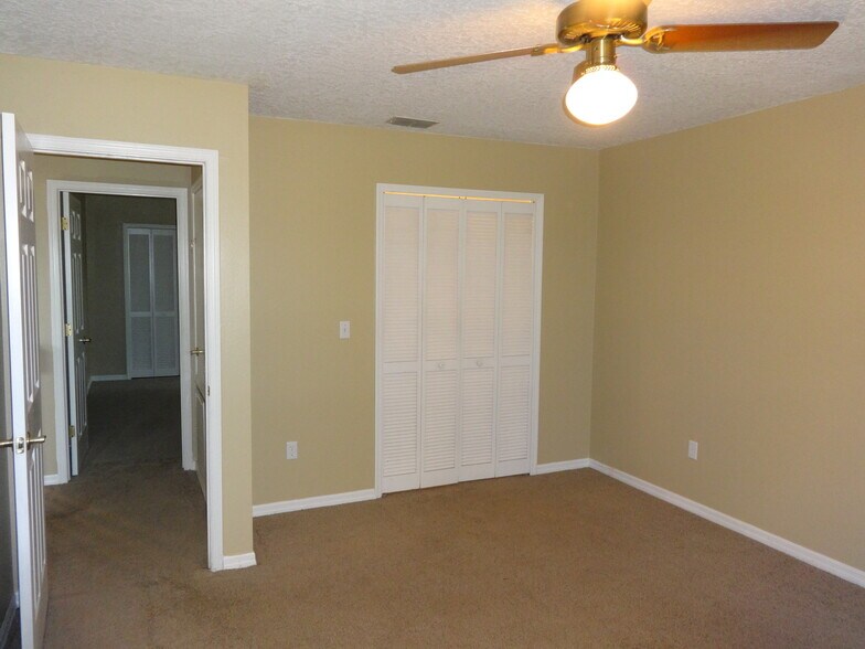 Building Photo - 1268 Foxforrest Cir