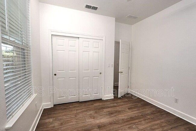 Building Photo - 150 Allaire Cir