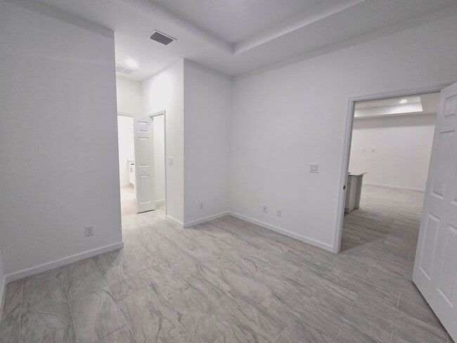 Building Photo - BRAND NEW 4/2/2-SOUTH LEHIGH ACRES