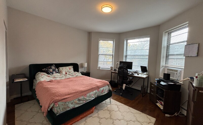 Building Photo - 17 Stearns Rd