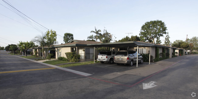 Building Photo - Placentia Meadows Apartments