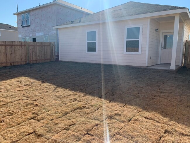 Building Photo - 202 Gemsbok Rd