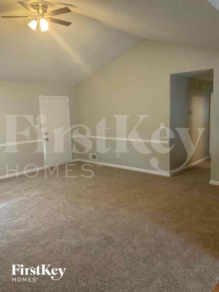 Building Photo - 175 Planters Walk