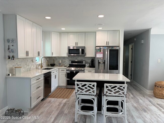 Building Photo - 209 SE 3rd St