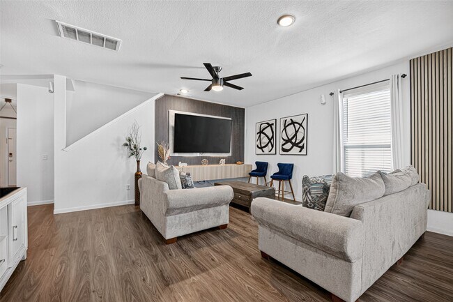 Building Photo - 7031 Hobby Wind Ridge Dr