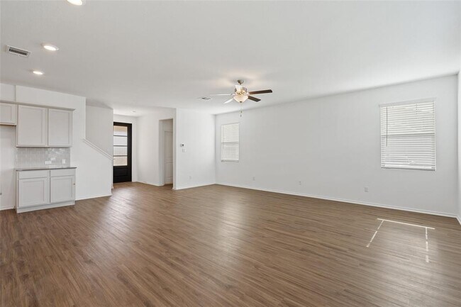 Building Photo - 301 Montauk Loop