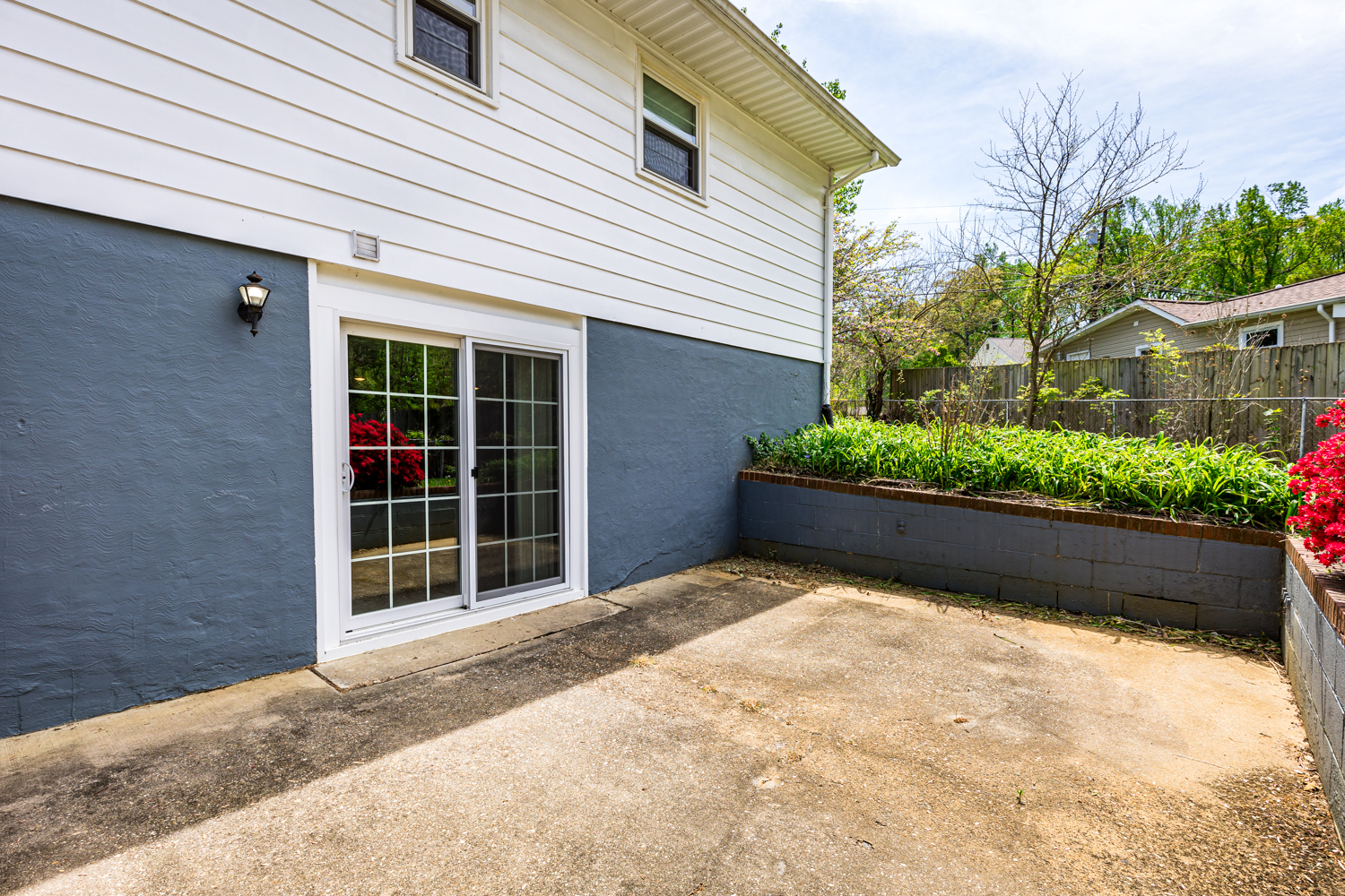Building Photo - 2800 Glen Isle Rd