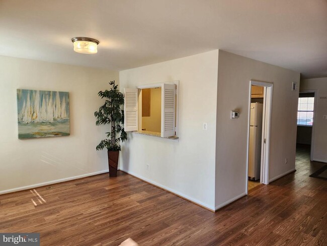 Building Photo - 10456 Parthenon Ct