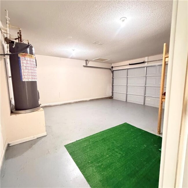 Building Photo - 153 Greystone Cir