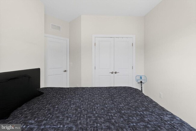 Building Photo - 15297 Westham Ct