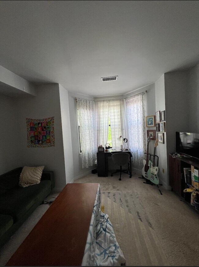 Building Photo - 1 bedroom in Boston MA 02115