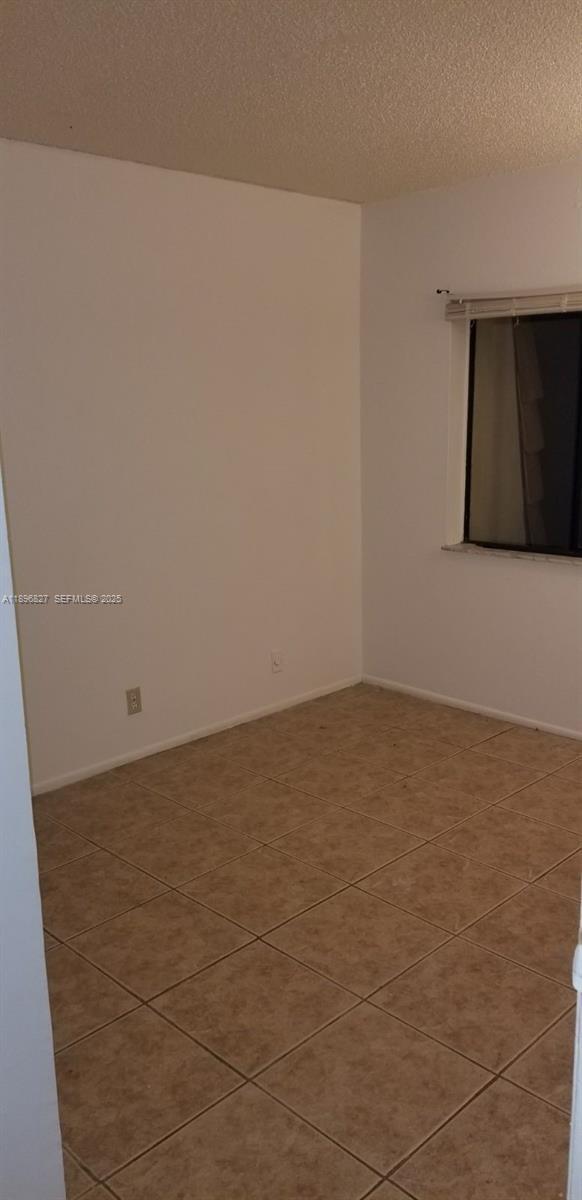 Building Photo - 11614 Royal Palm Blvd