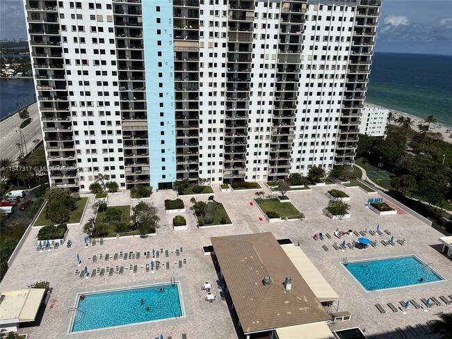 Building Photo - 1201 S Ocean Dr