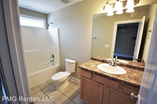 Building Photo - 4988 Burkhalter Rd