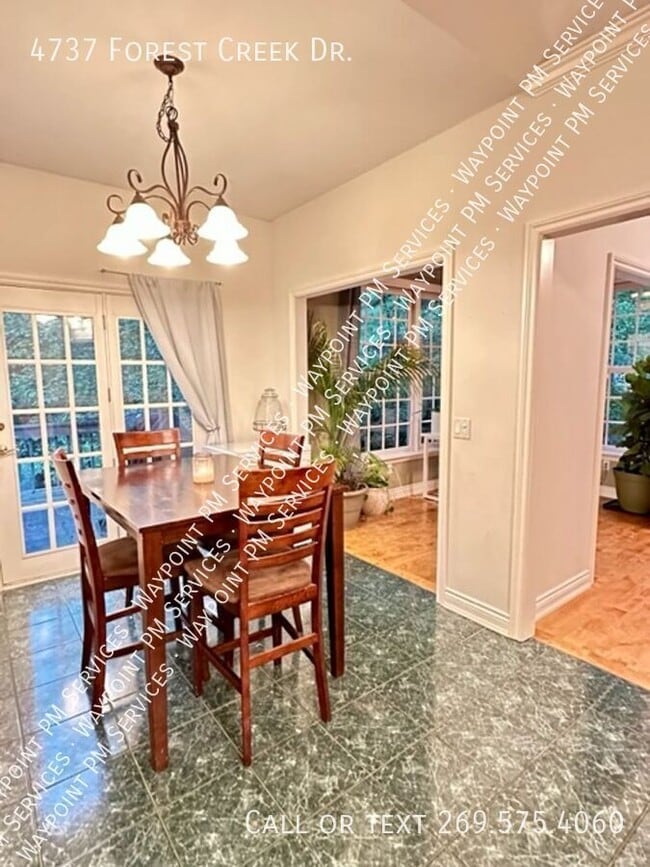 Building Photo - 4737 Forest Creek Dr
