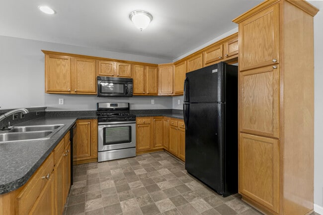 Building Photo - 13165 Turnberry