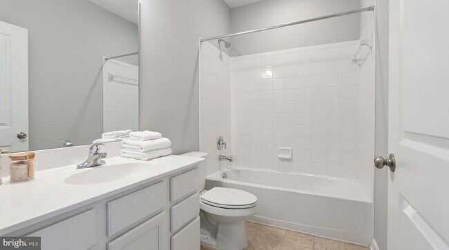 Building Photo - 21650 Romans Dr